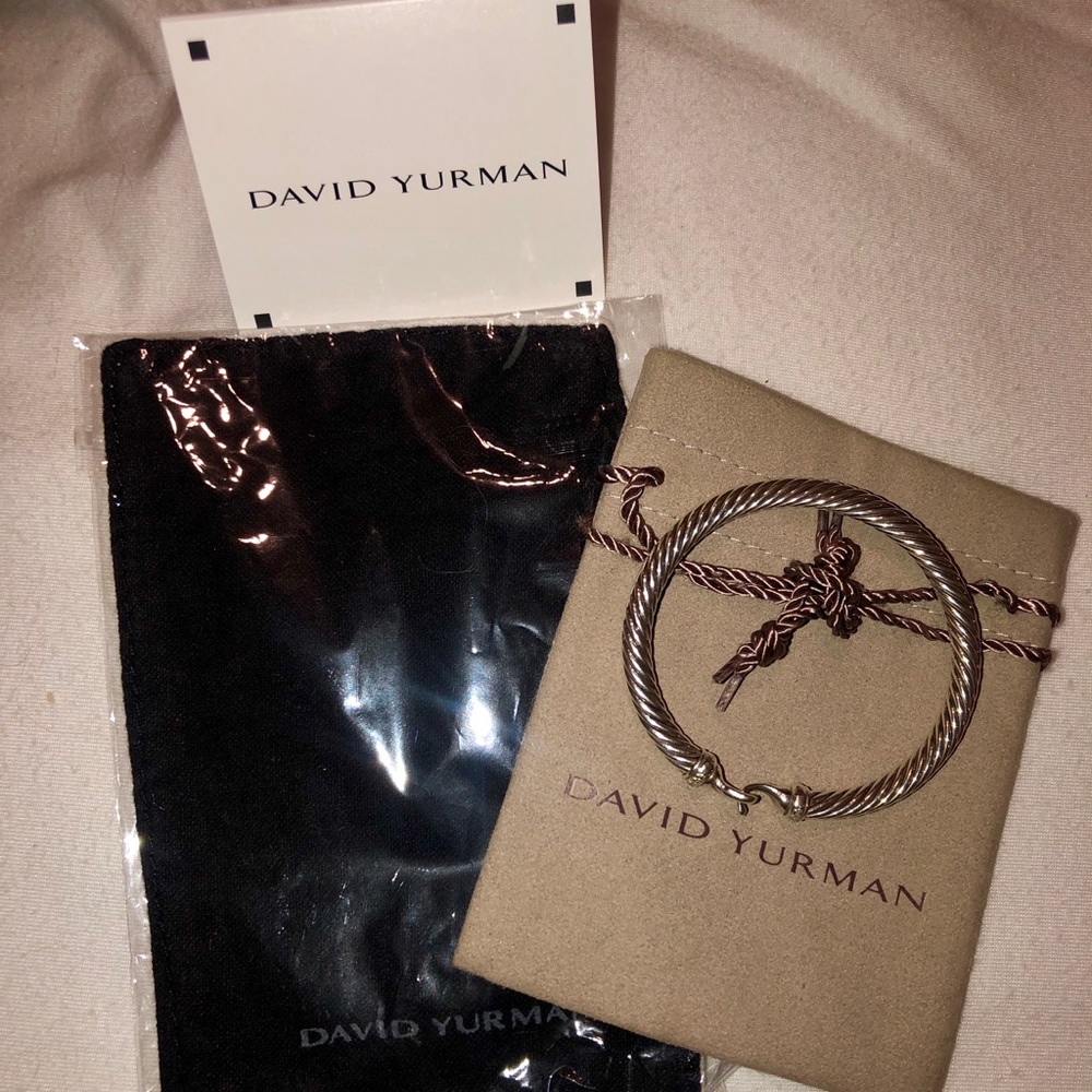 David Yurman Cable Buckle Bracelet w/ Diamonds 5mm - Picture 4 of 7